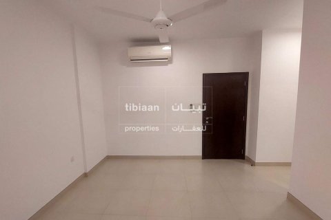 2 bedrooms Apartment in Muscat, Oman No. 53726 3