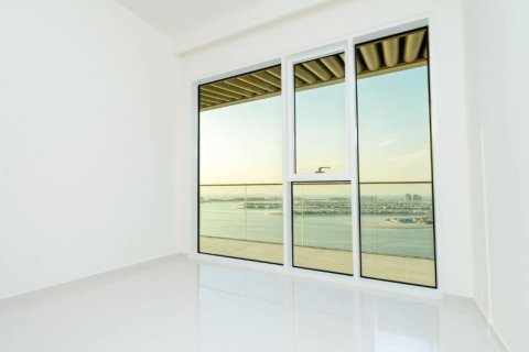 2 bedrooms Apartment in Dubai, UAE No. 38353 4