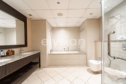 1 bedroom Apartment in Palm Jumeirah, UAE No. 64677 9