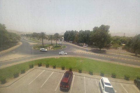94m² Commercial property in Al Qurm, Oman No. 54711 4