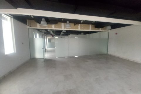 94m² Commercial property in Al Qurm, Oman No. 54711 5
