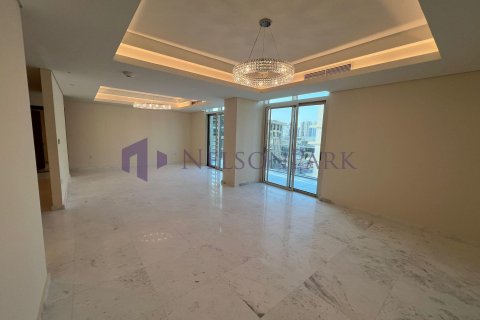 4 bedrooms Duplex in Doha, Qatar No. 56719