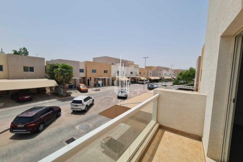 4 bedrooms Villa in Al Reef, UAE No. 34735