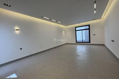 3 bedrooms Apartment in Riyadh, Saudi Arabia No. 61518 8