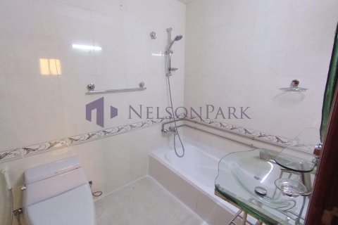 Apartment de 1 dormitorio en Doha, Qatar No. 58277 8