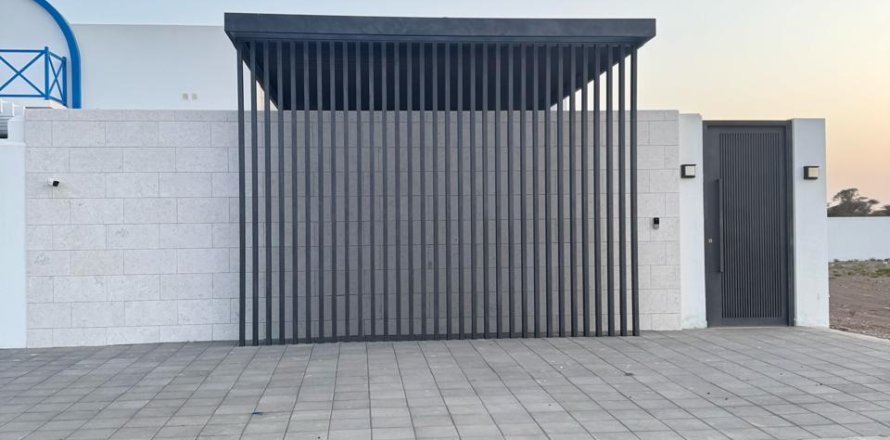 Villa de 2 dormitorios en Al Musannah, Oman No. 54552