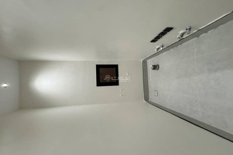 Villa de 5 dormitorios en Riyadh, Saudi Arabia No. 60692 19