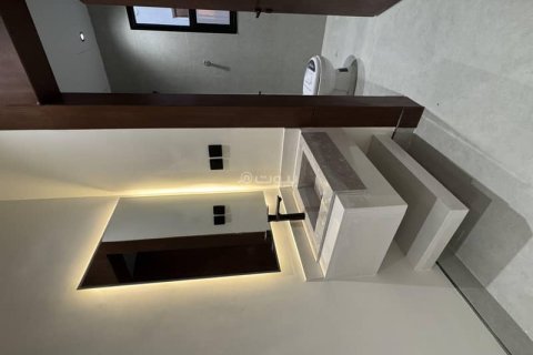 Villa de 5 dormitorios en Riyadh, Saudi Arabia No. 60692 22
