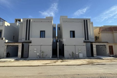 Villa de 5 dormitorios en Riyadh, Saudi Arabia No. 60692 3