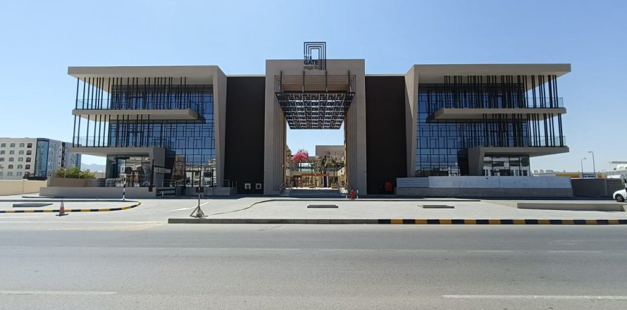 53.5m² Commercial property in Muscat, Oman No. 60681