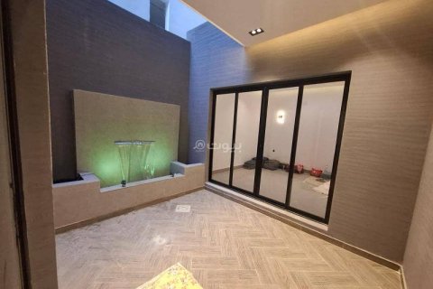 3 bedrooms Apartment in Riyadh, Saudi Arabia No. 67462 7