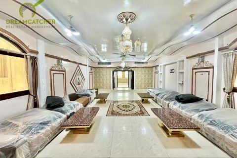 10 غرفة نوم فيلا في سيح العريبي, الإمارات العربية المتحدة رقم 22395 5