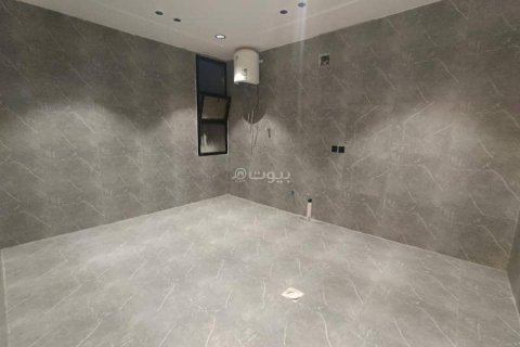 Villa de 4 chambres à Riyadh, Saudi Arabia No. 60242 12