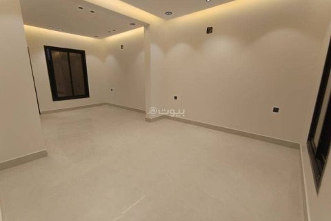 Villa de 4 chambres à Riyadh, Saudi Arabia No. 60242 11
