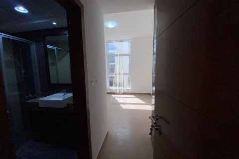 2 bedrooms Apartment in Khalifa City, UAE No. 36673 9