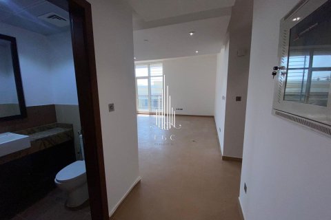 2 bedrooms Apartment in Khalifa City, UAE No. 36673 11