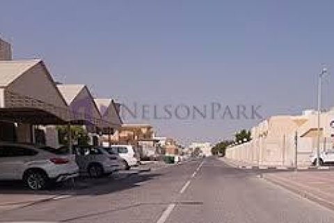 Villa de 7 chambres à Doha, Qatar No. 56589 11