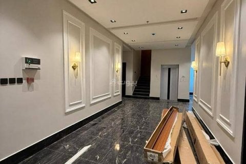 Квартира с 3 спальнями в Эр-Рияд, Саудовская Аравия №67458 3