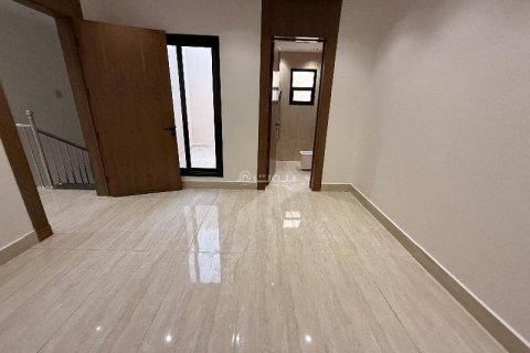 Villa de 5 chambres à Riyadh, Saudi Arabia No. 67460 17