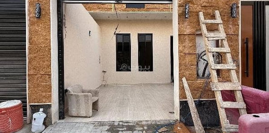 Villa de 5 chambres à Riyadh, Saudi Arabia No. 67460