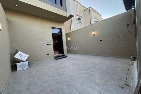 Apartment de 4 dormitorios en Riyadh, Saudi Arabia No. 59933 8