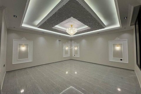 Villa de 8 dormitorios en Khobar, Saudi Arabia No. 59937 5