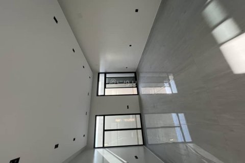 4 bedrooms Apartment in Riyadh, Saudi Arabia No. 59939