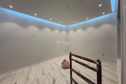 6 bedrooms Villa in Khobar, Saudi Arabia No. 59938 15
