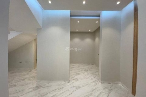 6 bedrooms Villa in Khobar, Saudi Arabia No. 59938 19