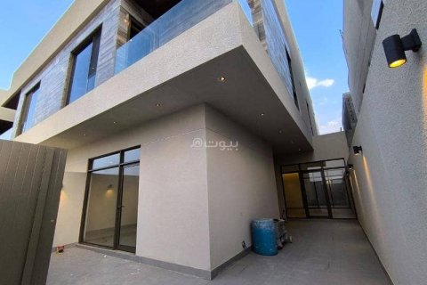 Villa de 5 chambres à Riyadh, Saudi Arabia No. 59934 4