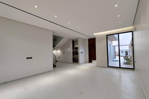 Villa de 5 dormitorios en Riyadh, Saudi Arabia No. 59935 5