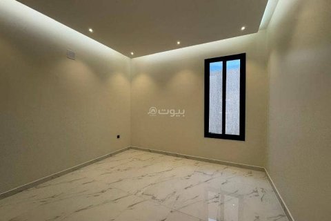 Villa de 6 dormitorios en Riyadh, Saudi Arabia No. 59936 11