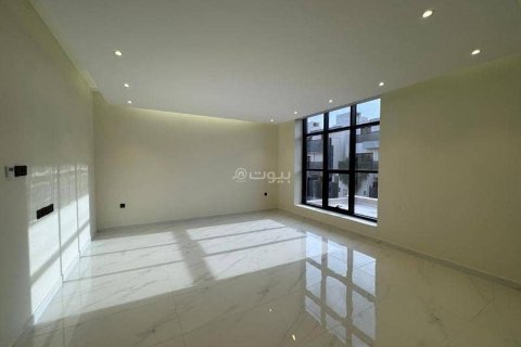 Villa de 6 dormitorios en Riyadh, Saudi Arabia No. 59936 14