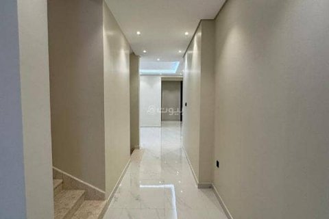 Villa de 6 dormitorios en Riyadh, Saudi Arabia No. 59936 24