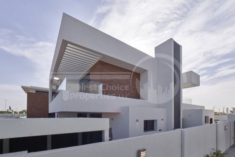 4 bedrooms Villa on the Yas Island, UAE No. 11993