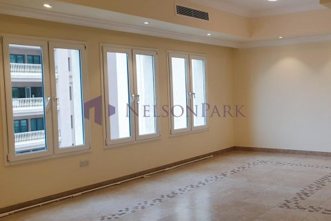 3 bedrooms Apartment in Doha, Qatar No. 58279 12