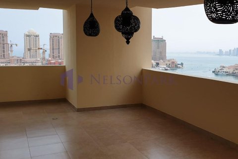 3 bedrooms Apartment in Doha, Qatar No. 58279 10