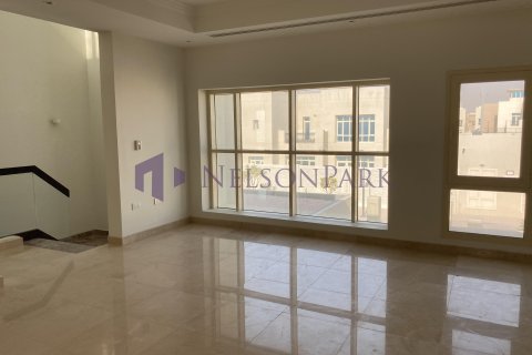 4 bedrooms Villa in Doha, Qatar No. 58280 15