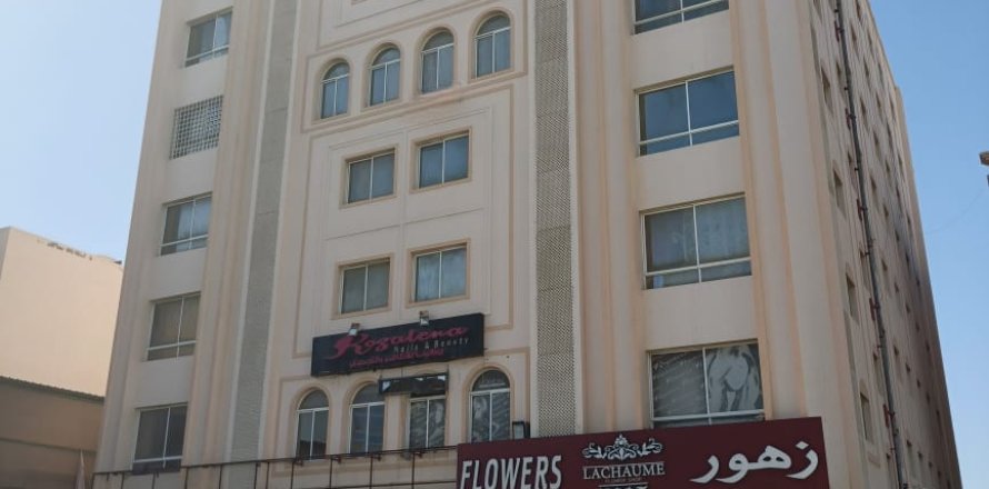 Commercial property de 90m² en Muscat, Oman No. 54407