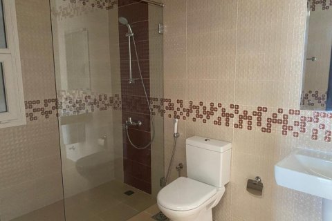 5 bedrooms Villa in Muscat, Oman No. 54409 6