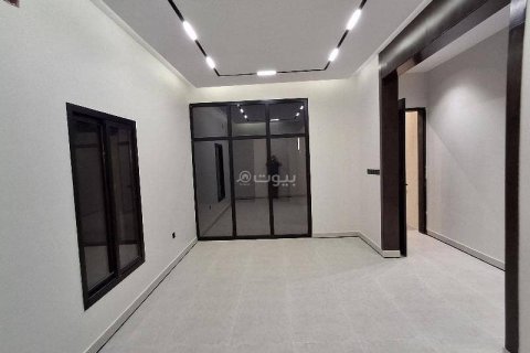 Квартира с 5 спальнями в Эр-Рияд, Саудовская Аравия №60596 4