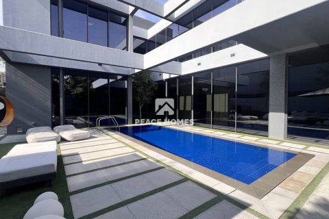 Вилла с 4 спальнями в Tilal City, ОАЭ №11297 21