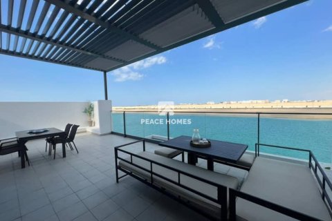 5 bedrooms Villa in Sharjah Waterfront City, UAE No. 11294