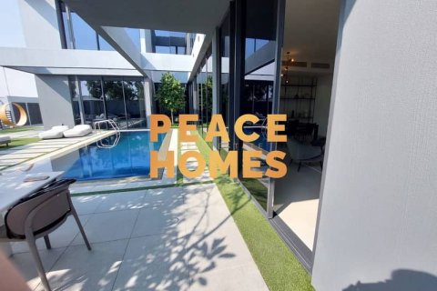 Townhouse de 3 dormitorios en Tilal City, UAE No. 11292 12