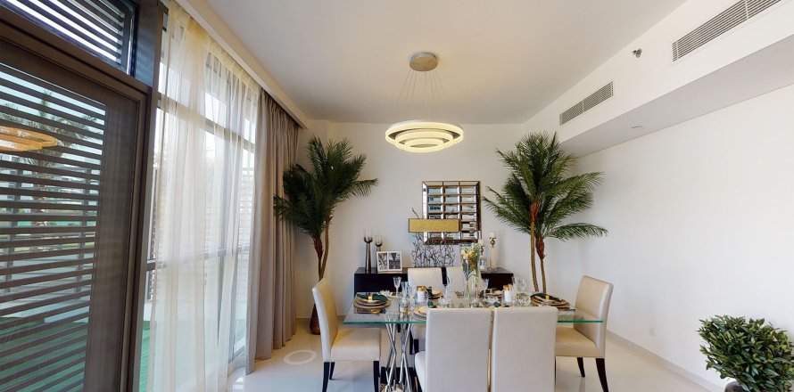 Apartment de 3 dormitorios en GOLF TOWN Dubai, UAE No. 95254