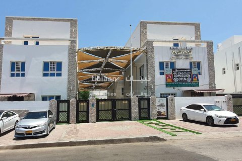 4 bedrooms Villa in As Sib, Oman No. 53458