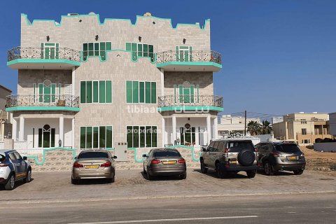 12 bedrooms Townhouse in As Sib, Oman No. 53456
