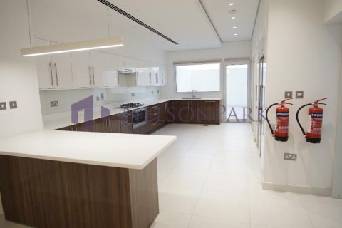 5 غرفة نوم  فيلا في الدوحة, Qatar رقم 57625 20
