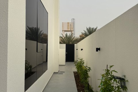 6 bedrooms Villa in As Sib, Oman No. 54745 6