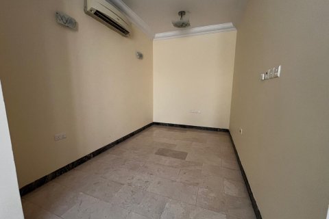Villa Gemela de 5 dormitorios en Muscat, Oman No. 54773 5